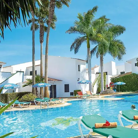 One Bedroom With Pool, At 200m From The